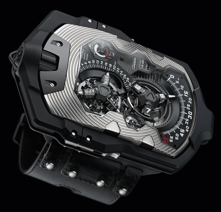 Urwerk-UR-1001-Titan-pocket-watch-bracelet-4