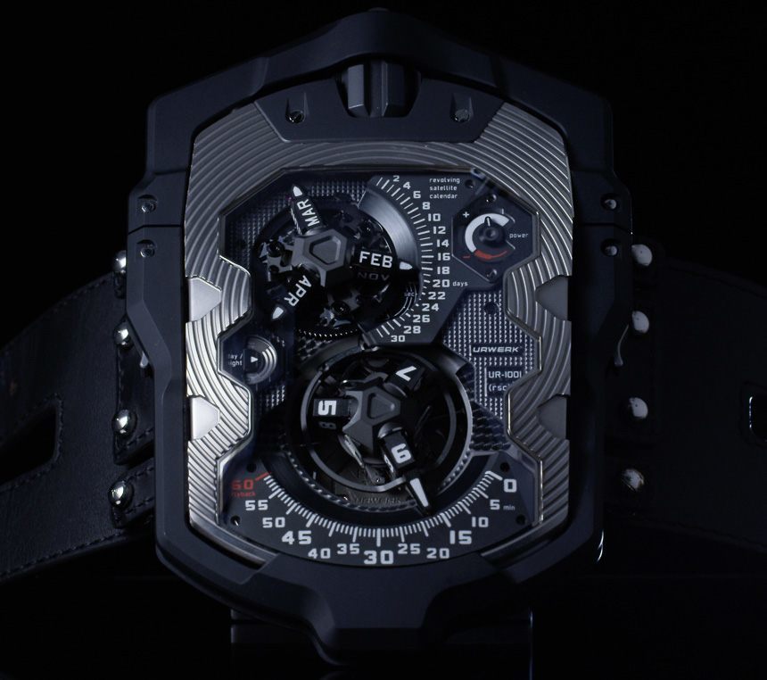 Urwerk-UR-1001-Titan-pocket-watch-bracelet-7