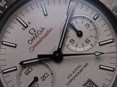 Omega GSotM platinum dial