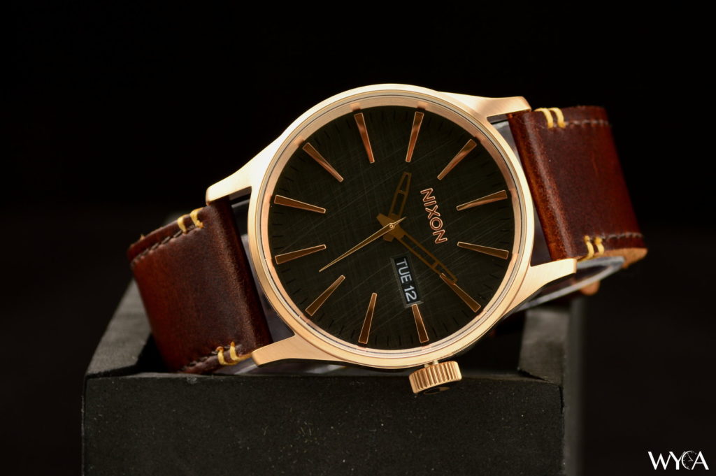 Nixon Sentry Leather A105 Day/Date